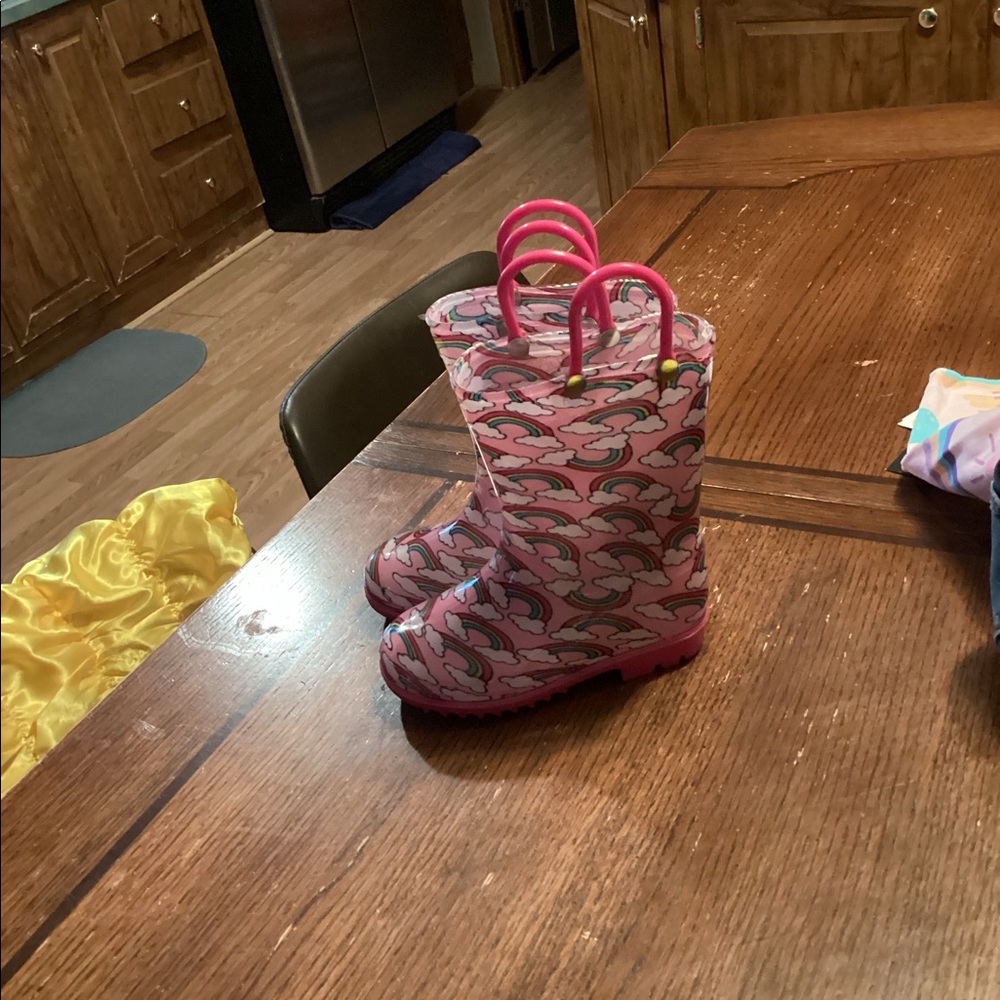 Girls rain boots